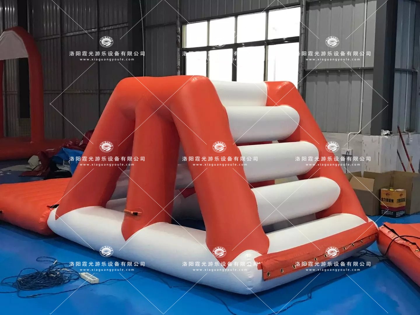 张北水上闯关设施